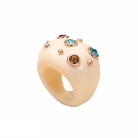 Colored resin ring with golden touch.  Size between 6-7. - Picture 3 of 4